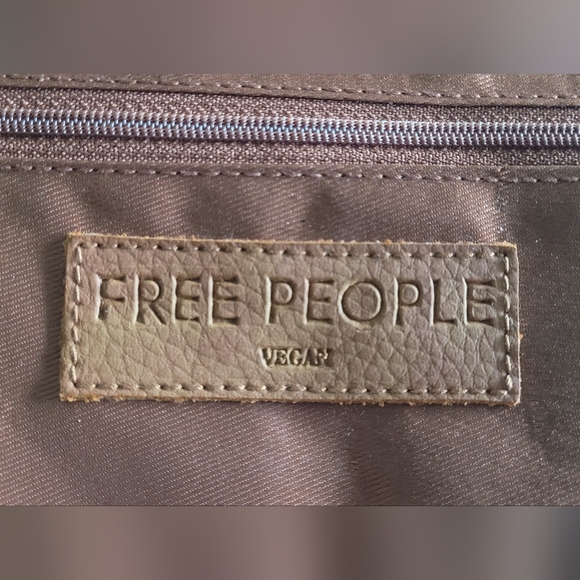 Free people brown wristlet wallet - Picture 7 of 13
